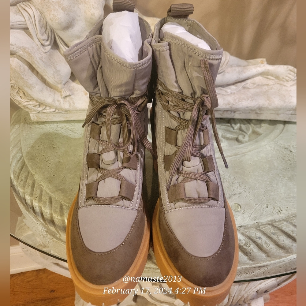 Dolce Vita Celida Ankle Heeled Combat Hiking Moto Boot Lug Sole Leather #724 - Picture 9 of 17